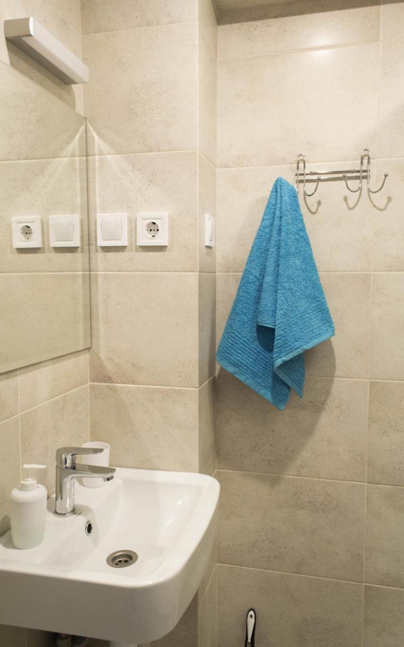Cozy 2-Room Apartment On Zhvanetsky Boulevard Одеса Екстериор снимка