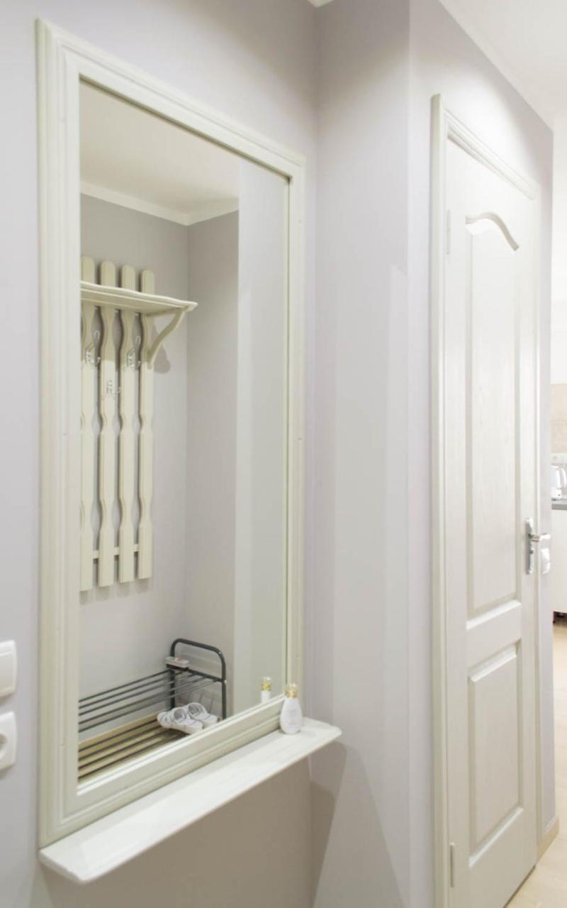 Cozy 2-Room Apartment On Zhvanetsky Boulevard Одеса Екстериор снимка